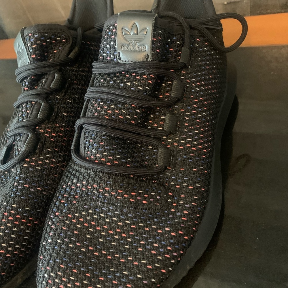 Mens Adidas Tubular Shoes (8.5)